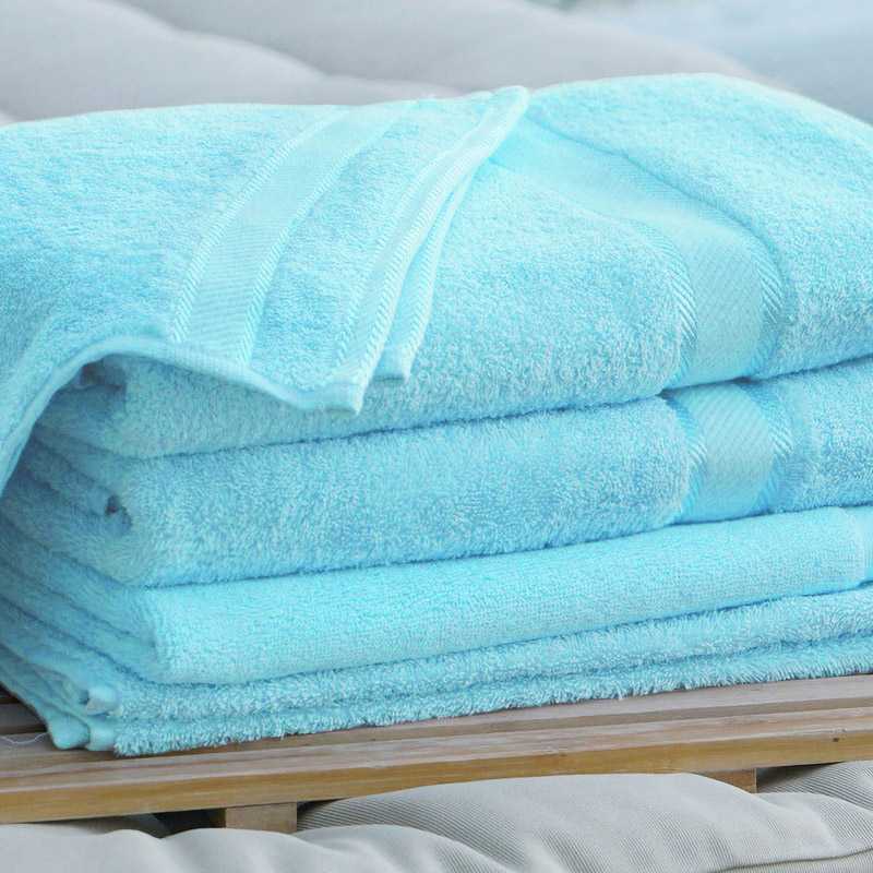 Monogrammed Bath Towel with Embroidered Name - Turquiose